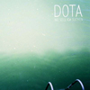 CD Tipp des Monats: Dota - Wo soll ich suchen? (Die neue CD von Dota ist ein zwischen Pop, Chanson, Jazz und World angesiedeltes Meisterwerk deutschsprachiger Songwriterkunst voller Gefühl, Intensität und harmonischer Brillanz. Dabei überzeugen kraftvoll rockende Stücke wie -Warten Auf Wind- in klassischer Band-Besetzung ebenso wie das sanft akustische -Hoch Oben-, die betörende, bläsergetragene Nummer -Sommer-, wo das Schlagzeug durch Kartons und einen alten Lederkoffer ersetzt wurde, oder der dunkel rätselhafte Titelsong. Geprägt von ihrer sanft berührenden Stimme gelingt die kongeniale Vertonung ihrer unprätentiös scharfsinnigen Poesie, die es ganz genau nimmt mit den Gefühlen und den Geschichten. Voller sprachlichem Feingefühl setzt sie treffende Worte, lässt sie Bilder entstehen, die sich im Kopf zu einem Film zusammenfügen: dramatisch, melancholisch, spannend und beängstigend - und dann wieder voll unbeschwerter Lebenslust. Lieder, die man nicht wieder aus dem Sinn bekommt!)