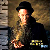 Live CD Tipp: Tom Waits - Glitter & Doom (Das Live-Doppelalbum »Glitter & Doom« entstand auf der gleichnamigen ausverkauften und hochgelobten Tour, die den kalifornischen Songwriter 2008 durch die USA und Europa führte. Musikalisch zeigt sich Waits auf »Glitter & Doom« in seiner ganzen eklektizistischen Herrlichkeit und wechselt nahtlos von einem Charakter zum anderen: Jahrmarktschreier, Prediger, Country-Sänger, Soul-Liedermacher und Geschichtenerzähler. Unterstützt wird Waits von einer fünfköpfigen Band, die das Waits’sche Repertoire um einige neue Perspektiven erweitert. Es kann nur Einen geben!)